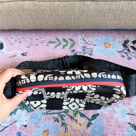 Orla Keily Angle Camera Bag - Picture 5 of 9